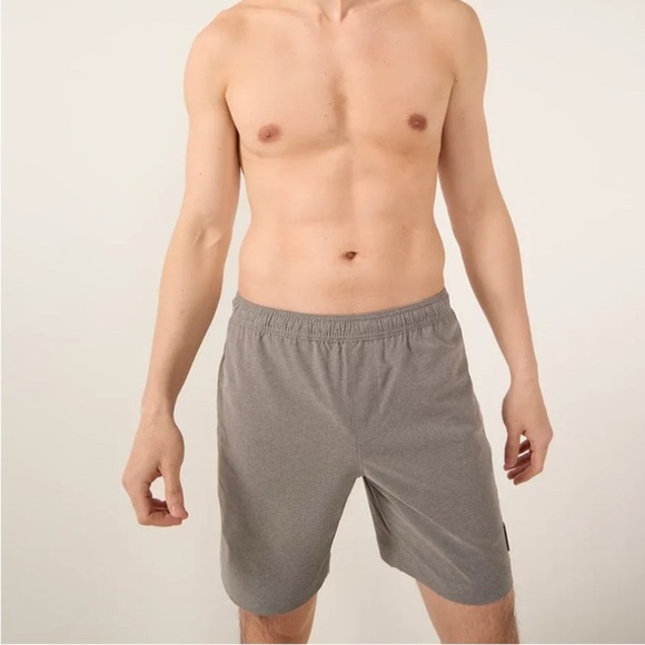 Chubbies Gym Swim Hybrid Unlined Quick Dry Short - Picture 1 of 6